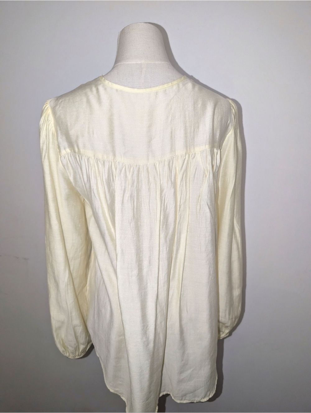 Pale Yellow V-Neck Button-Front Blouse - Picture 4 of 12